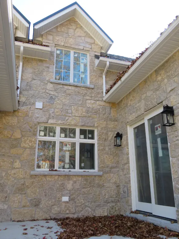 Chateau Real Thin Stone Veneer Exterior Siding