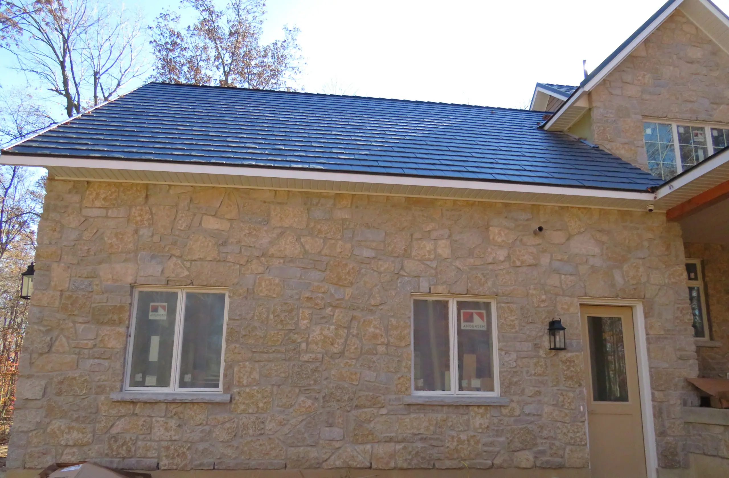 Chateau Real Thin Veneer Stone Siding