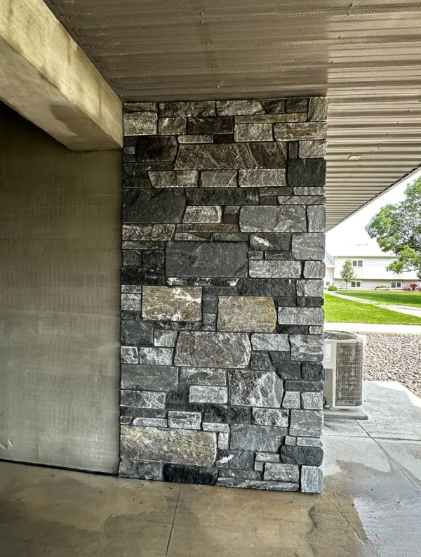 Dublin and Pembroke Real Thin Stone Veneer Blend with Dark Mortar Accent Wall