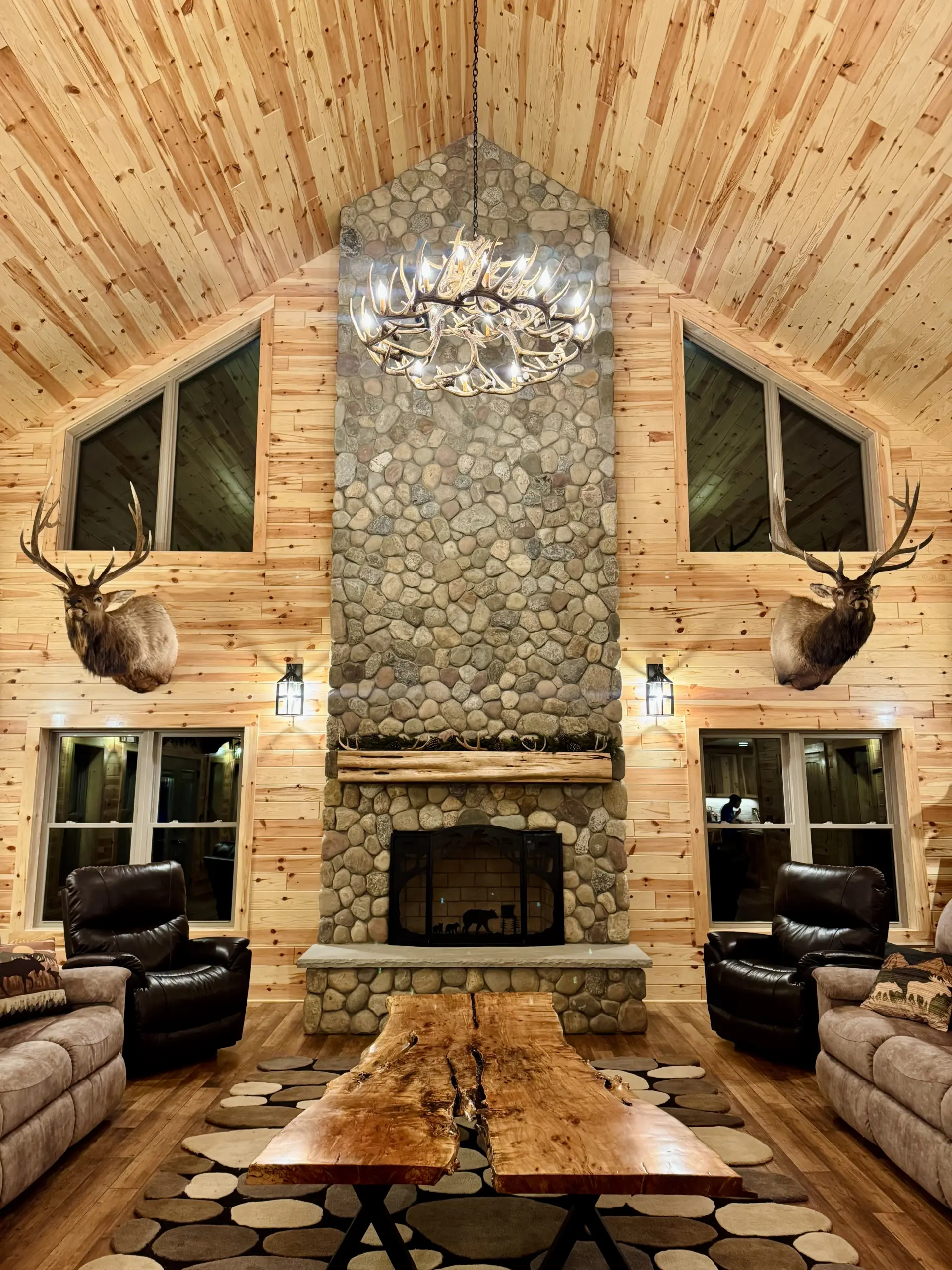 Riverside Natural Stone Veneer Fireplace