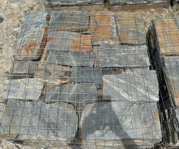 Rochester Natural Thin Stone Veneer Pallets