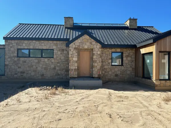 Winfield Natural Stone Veneer Front View