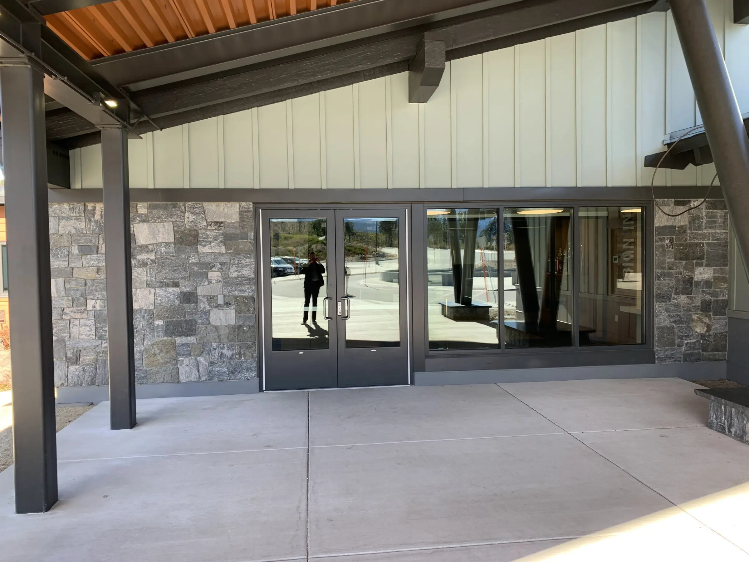 Blackfriars Natural Stone Veneer Commercial Entrance