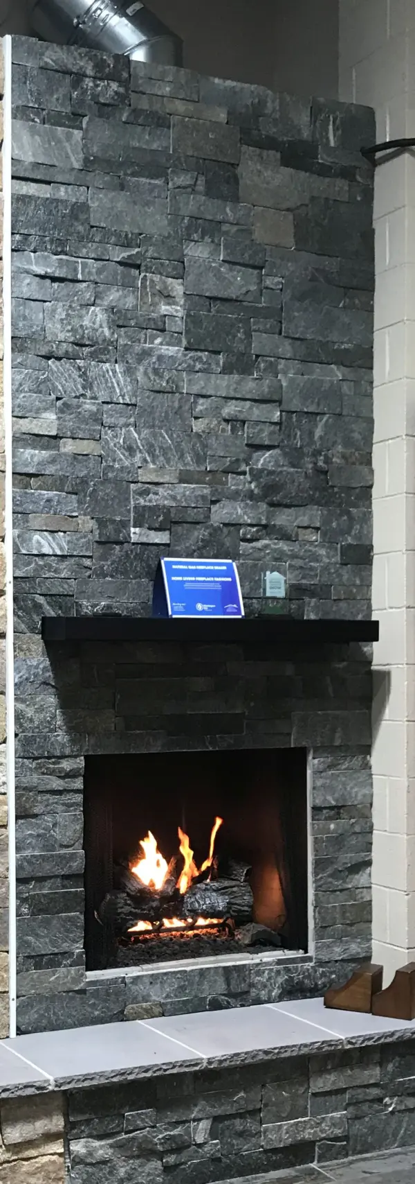 Chelsea Real Thin Stone Veneer Drystack Fireplace