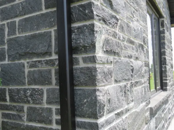 Dublin Black Granite Real Thin Stone Veneer Corners