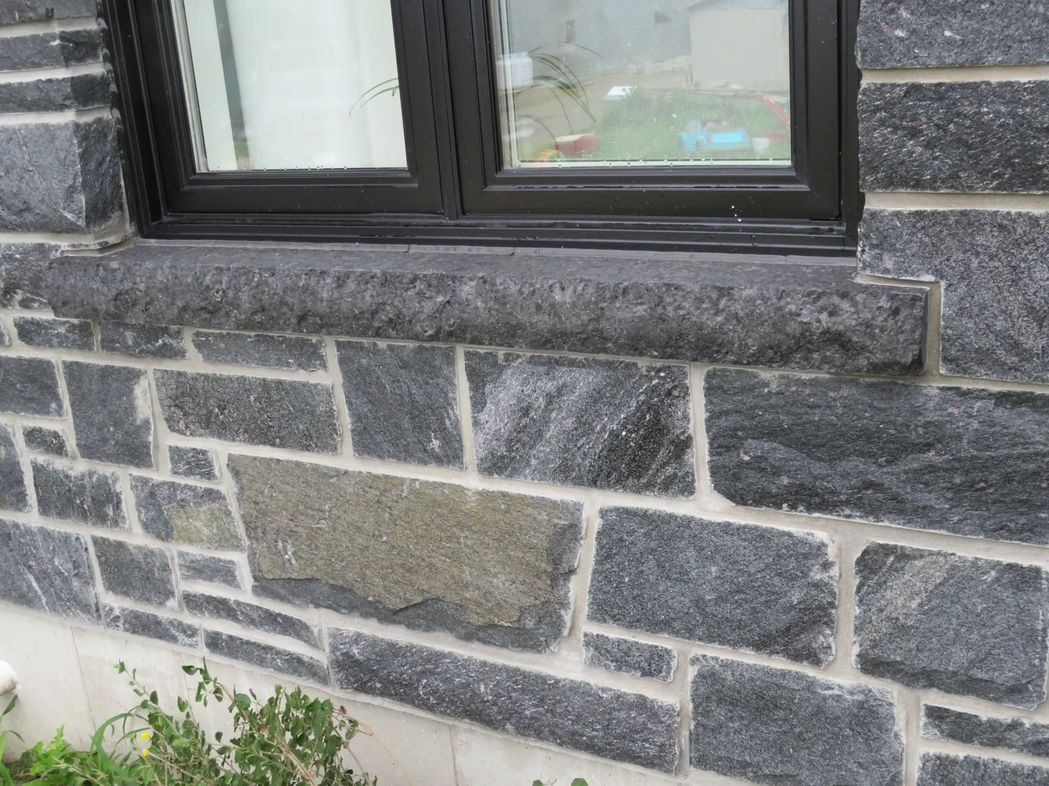 Dublin Real Thin Stone Veneer Exterior Wall
