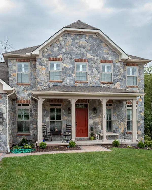 Ennis Natural Thin Stone Veneer Exterior