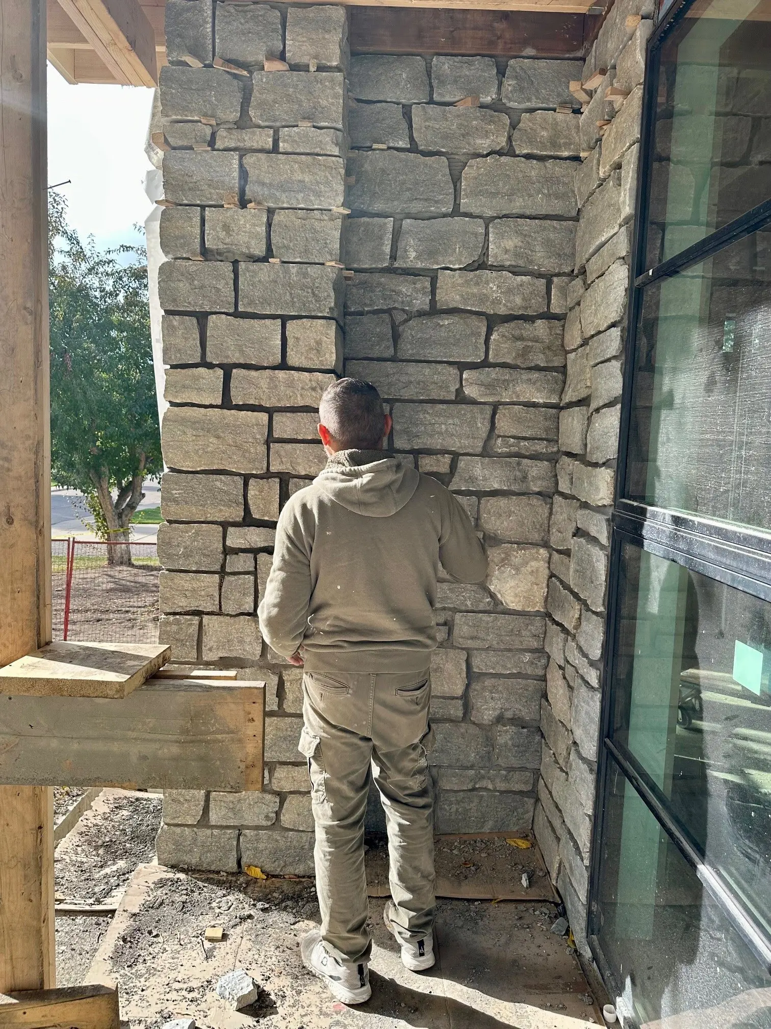 Larchmont Natural Thin Stone Veneer Exterior Installation Close Up