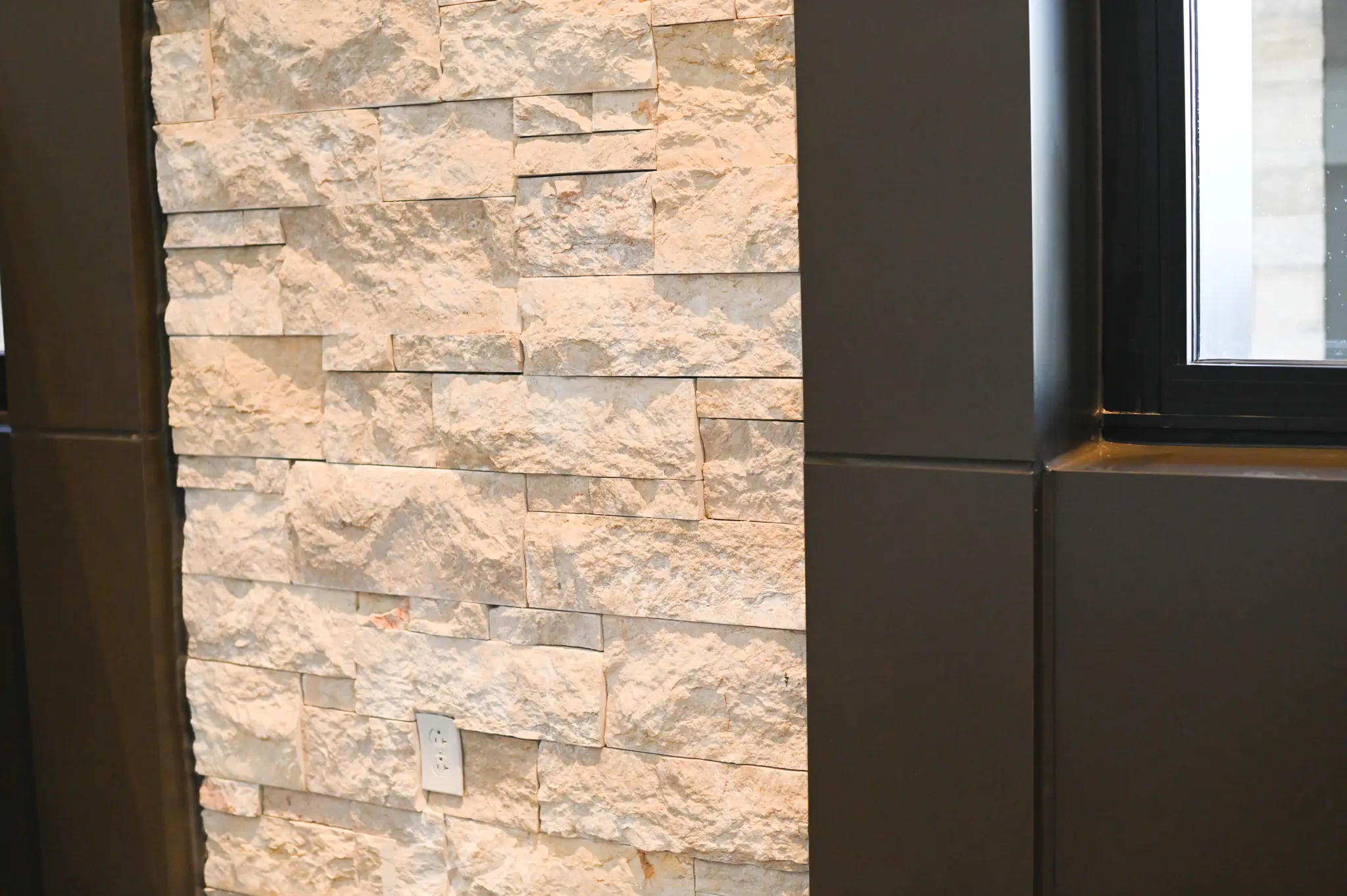 Nob Hill Drystack Interior Wall Close Up