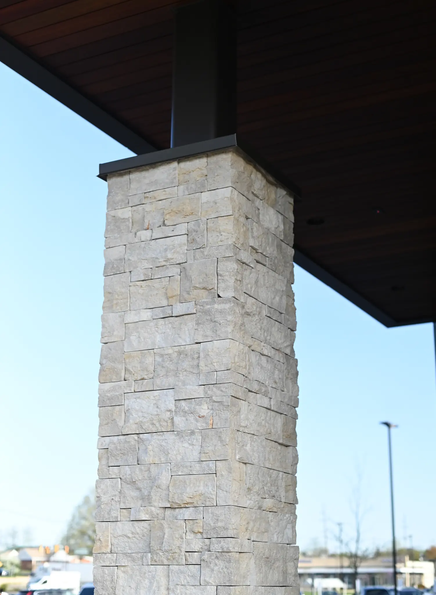 Nob Hill Natural Stone Veneer Support Pillar