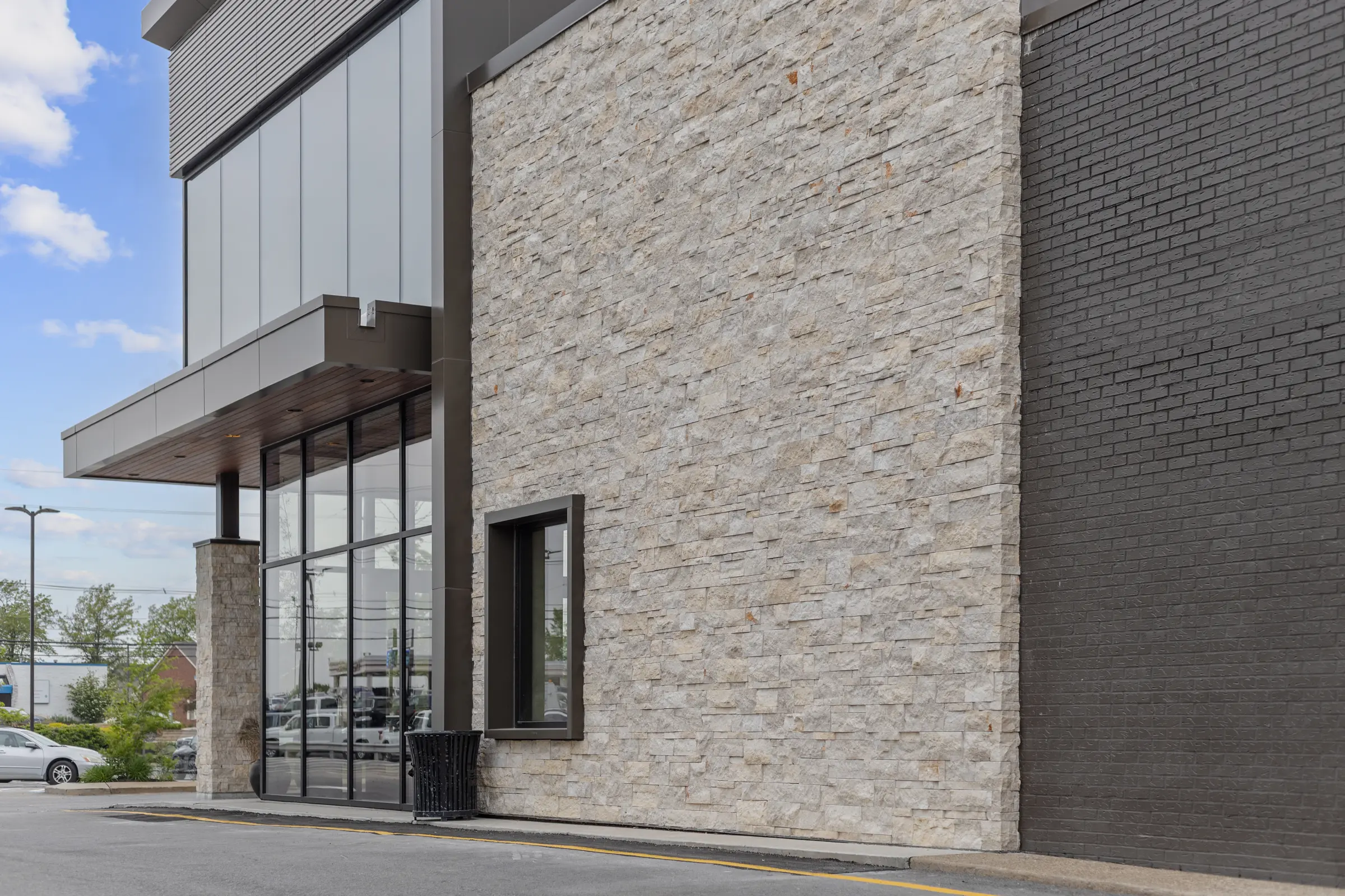 Nob Hill Natural Thin Stone Veneer Commercial Exterior