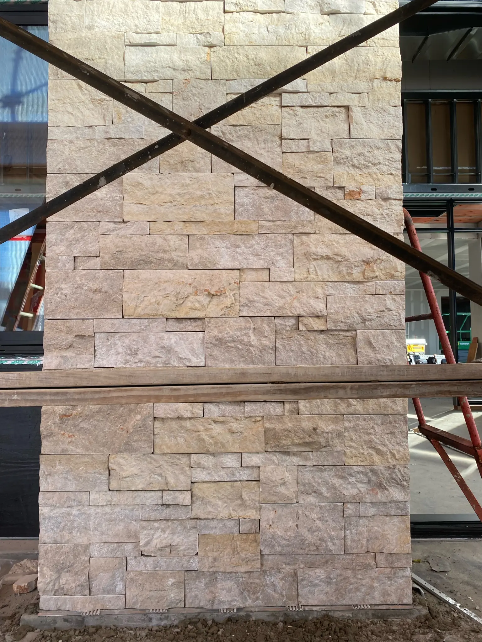 Nob Hill Natural Limestone Thin Veneer Drystack Installation