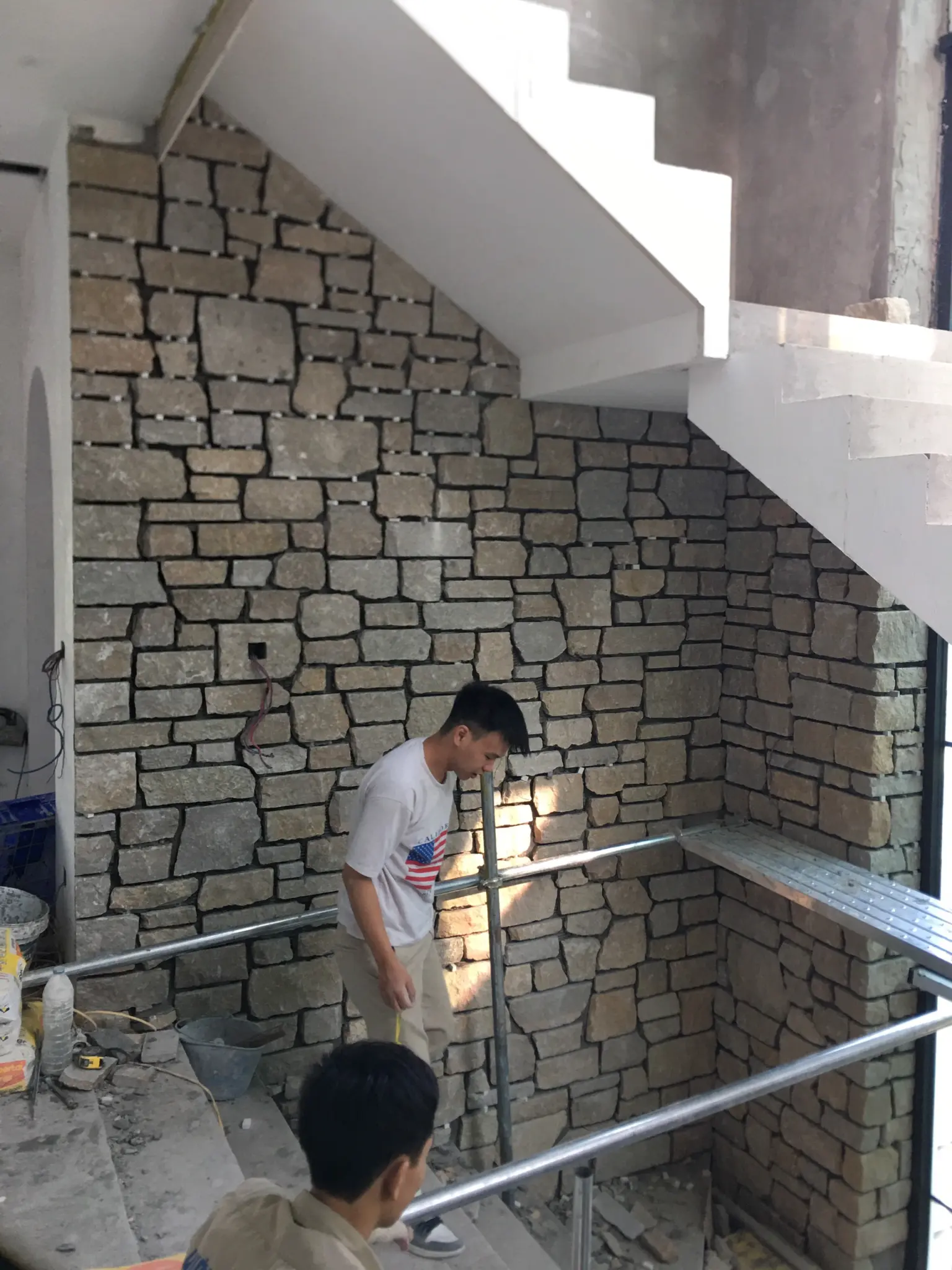 Tuscan Antique Natural Thin Stone Veneer Installation