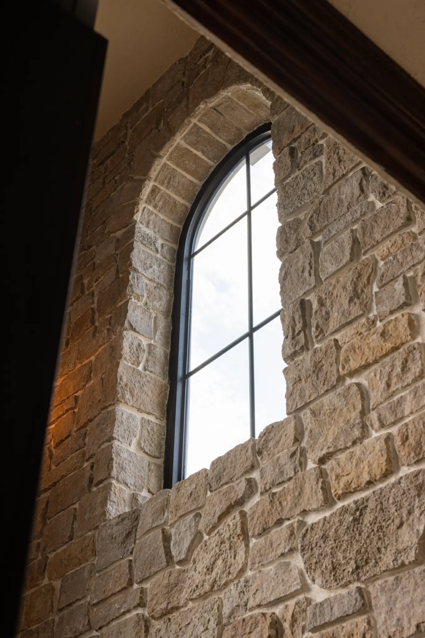 Tuscan Antique Real Thin Stone Veneer Window