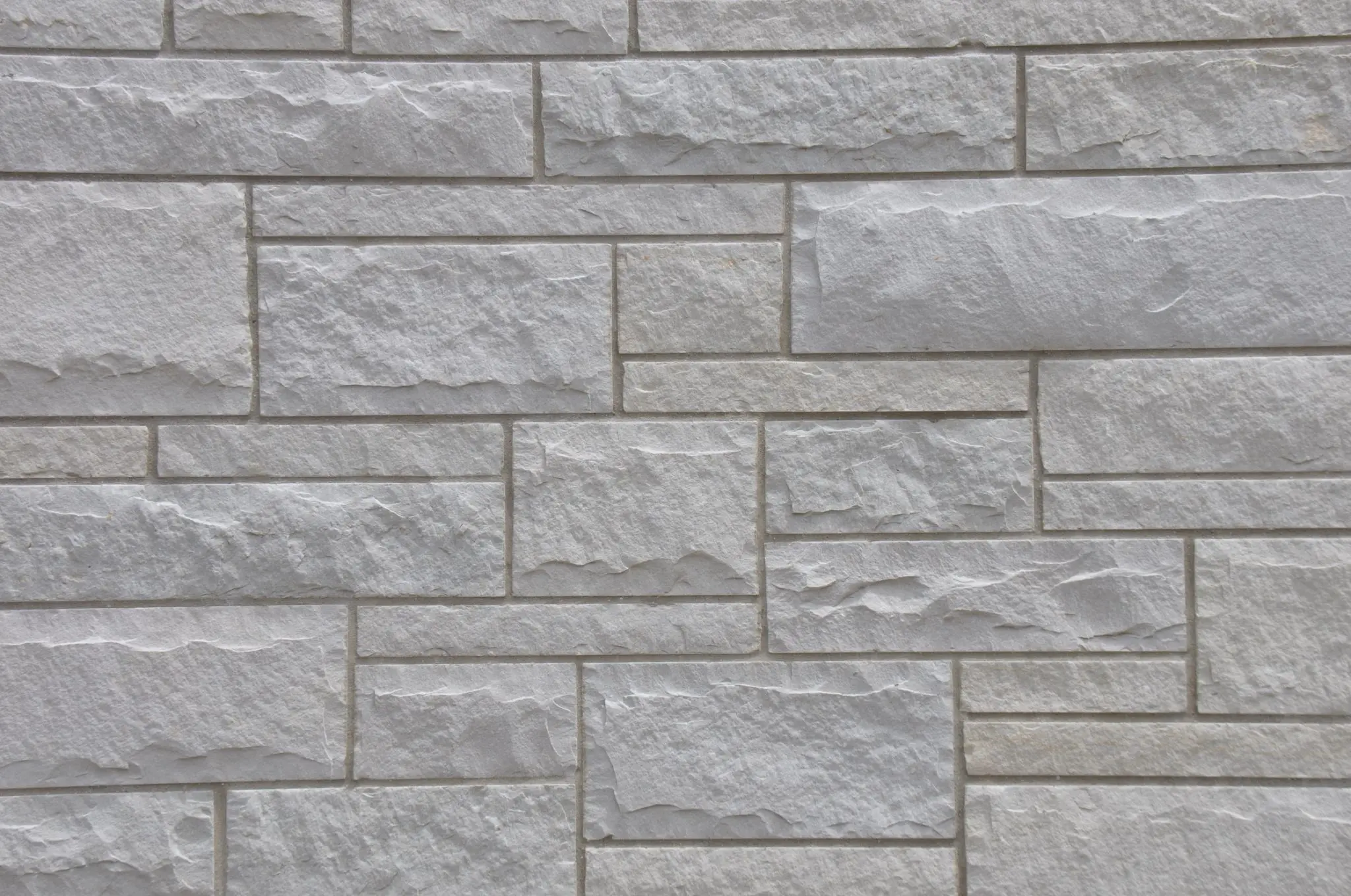 Alpine and Snowcap Real Stone Veneer Blend Close Up