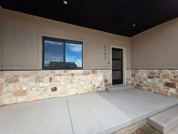 Bamberg Real Thin Stone Veneer Front Entrance with Custom Lighter Tones
