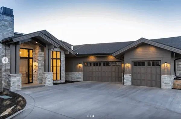 Big Horn Real Thin Stone Veneer Exterior and Wainscoting