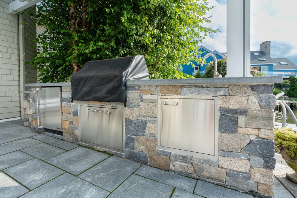 Cornwall Real Thin Stone Veneer Outdoor Kitchen