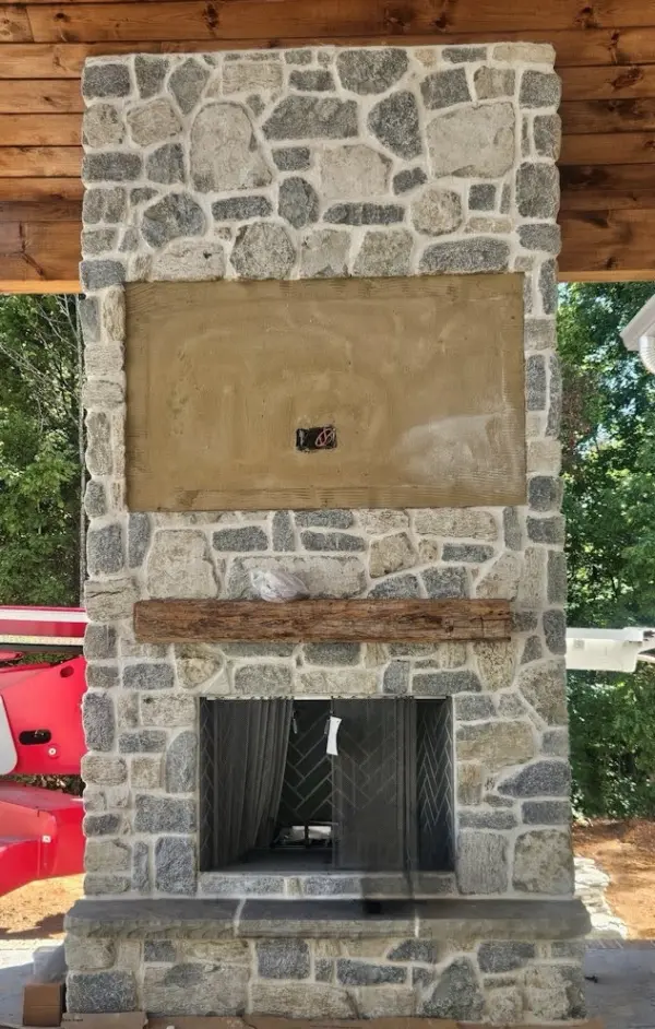 Door County Fieldstone and Nottingham Real Stone Veneer Fireplace White Mortar