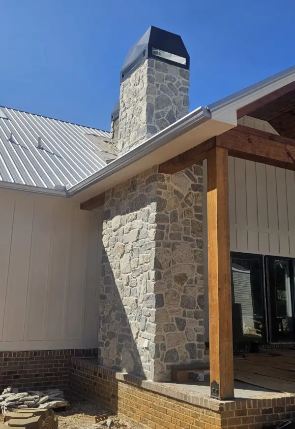 Door County Fieldstone and Nottingham Real Stone Veneer Patio White Mortar