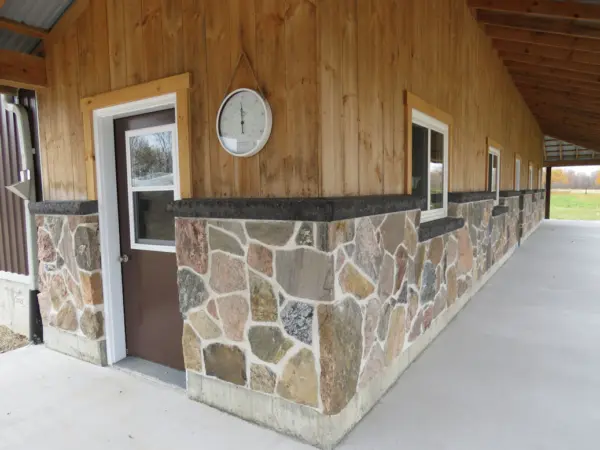 Grand Rapids Natural Thin Stone Veneer Porch Wainscoting