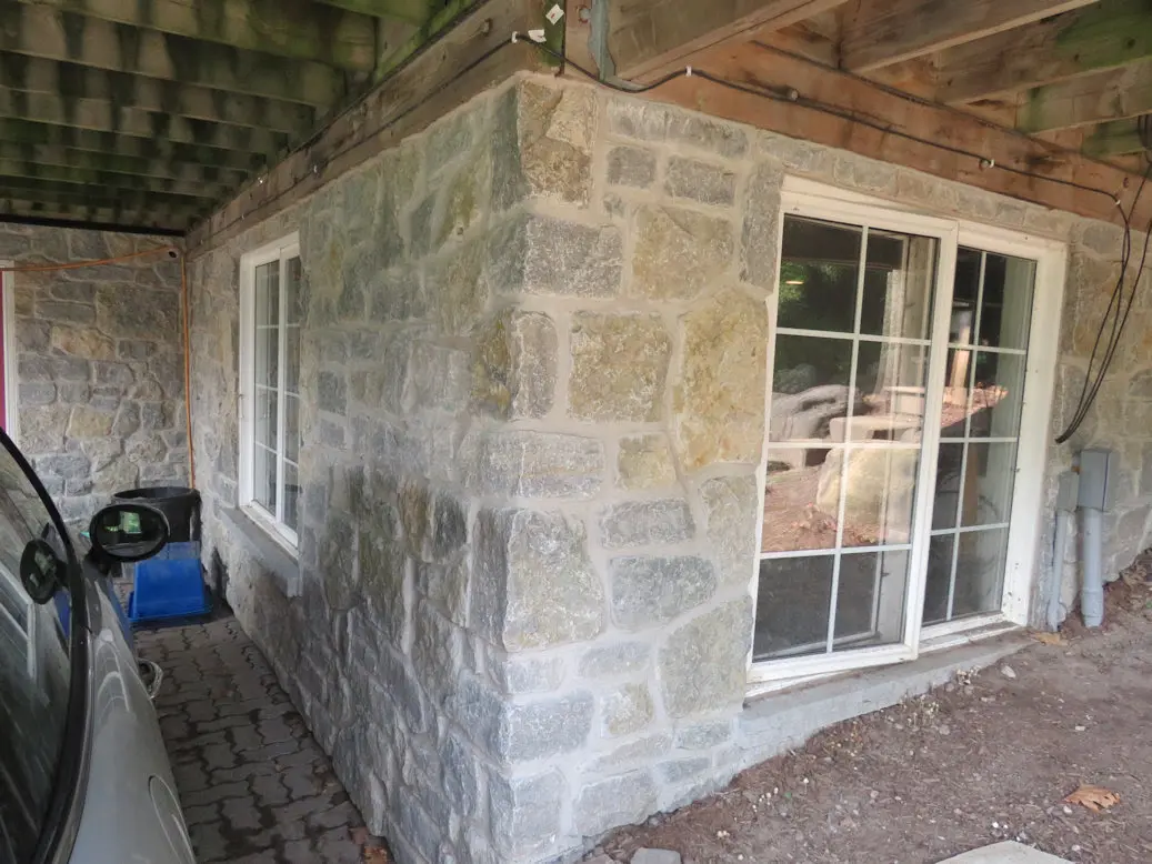 Nottingham Real Stone Veneer Basement Siding