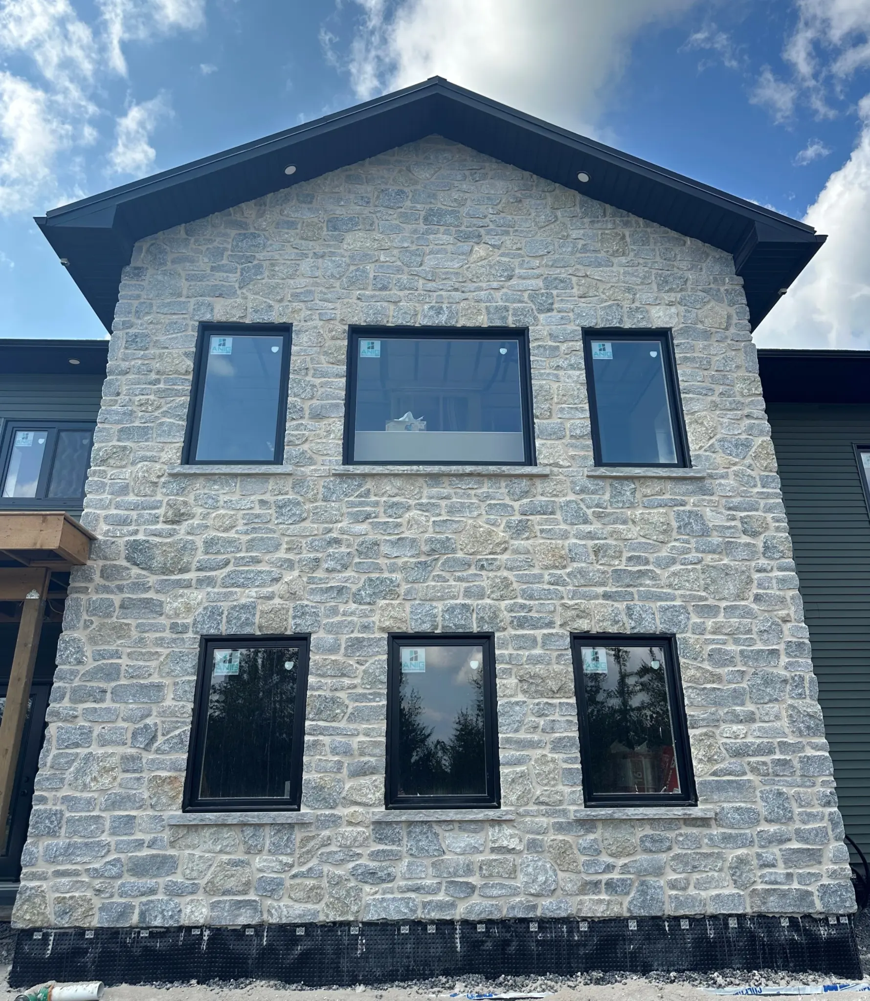 Nottingham Real Thin Stone Veneer Exterior Installation