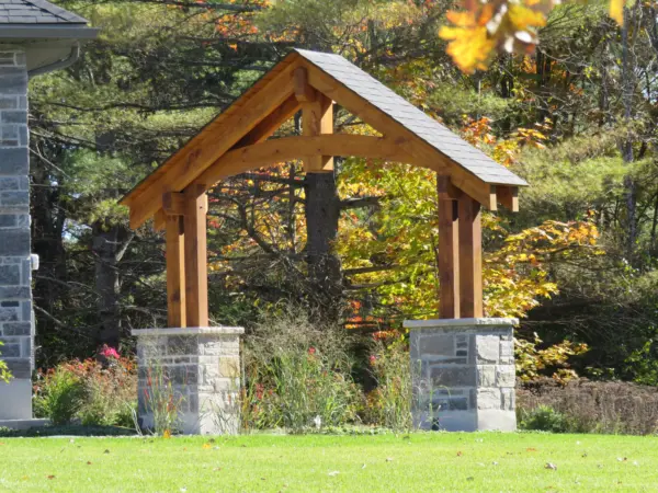 Pembroke Natural Stone Veneer Outdoor Living
