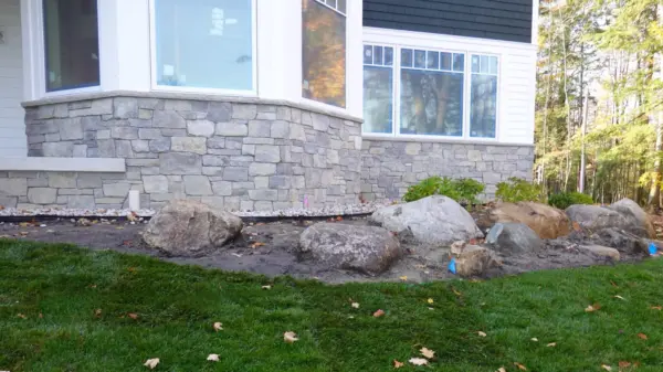 Stillwater Real Thin Stone Veneer Wainscoting