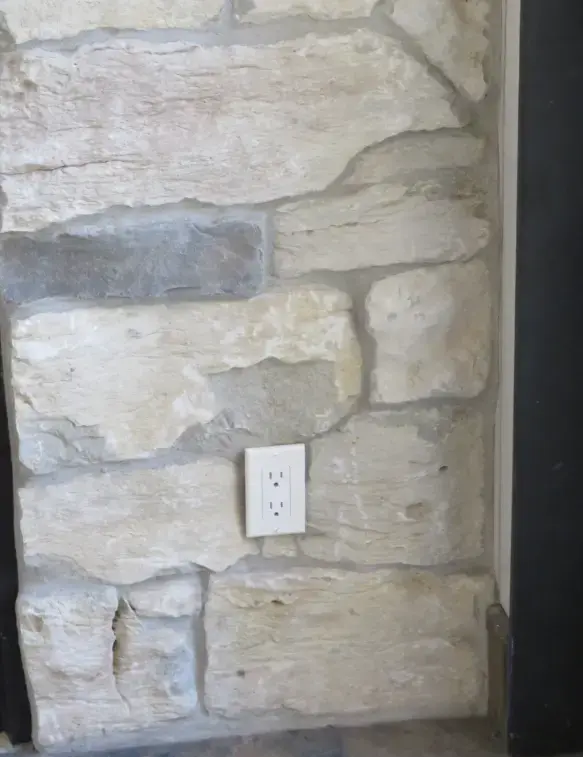 Door County Fieldstone Real Thin Stone Veneer Interior Masonry Close Up