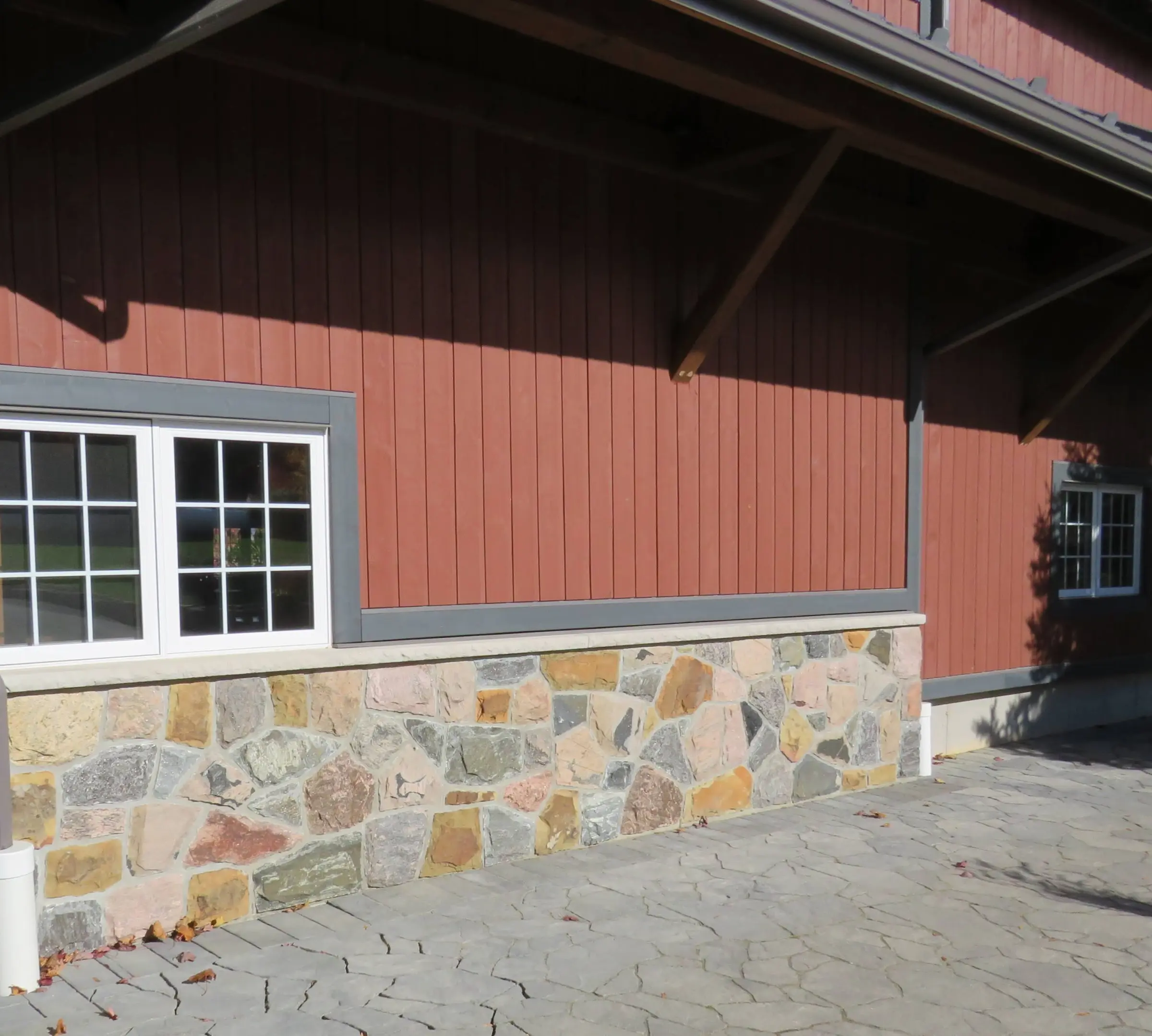 Grand Rapids Custom Color Natural Thin Stone Veneer Wainscoting