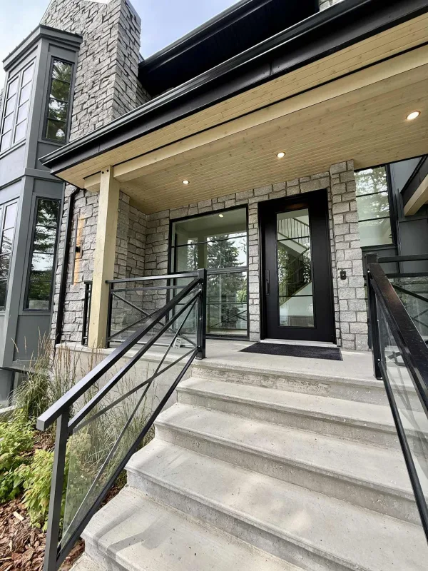 Larchmont Real Thin Stone Veneer Exterior