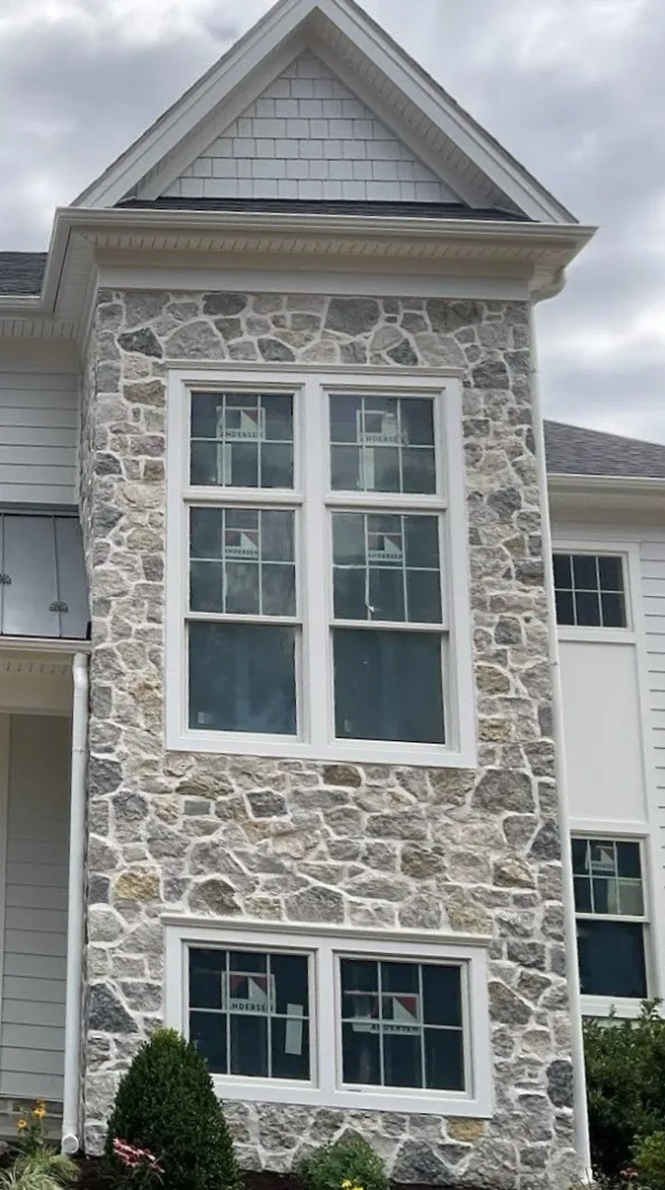 Cana Island Natural Stone Veneer Custom Blend Exterior Accent Wall