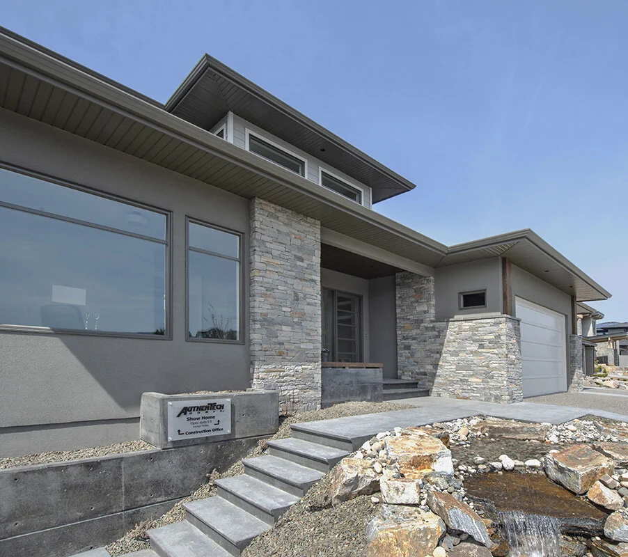 Cohasset Natural Thin Stone Veneer Drystack Front Entrance