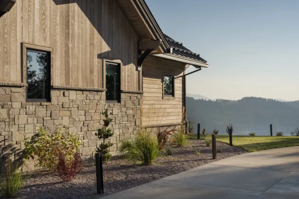 Hinsdale Natural Thin Stone Veneer Exterior