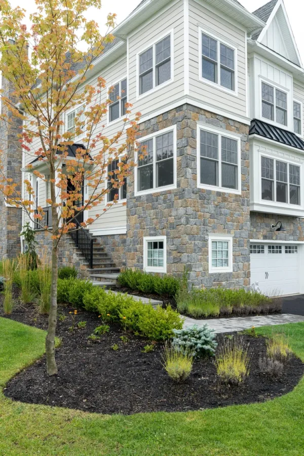 Jamestown Natural Thin Stone Veneer Exterior Siding