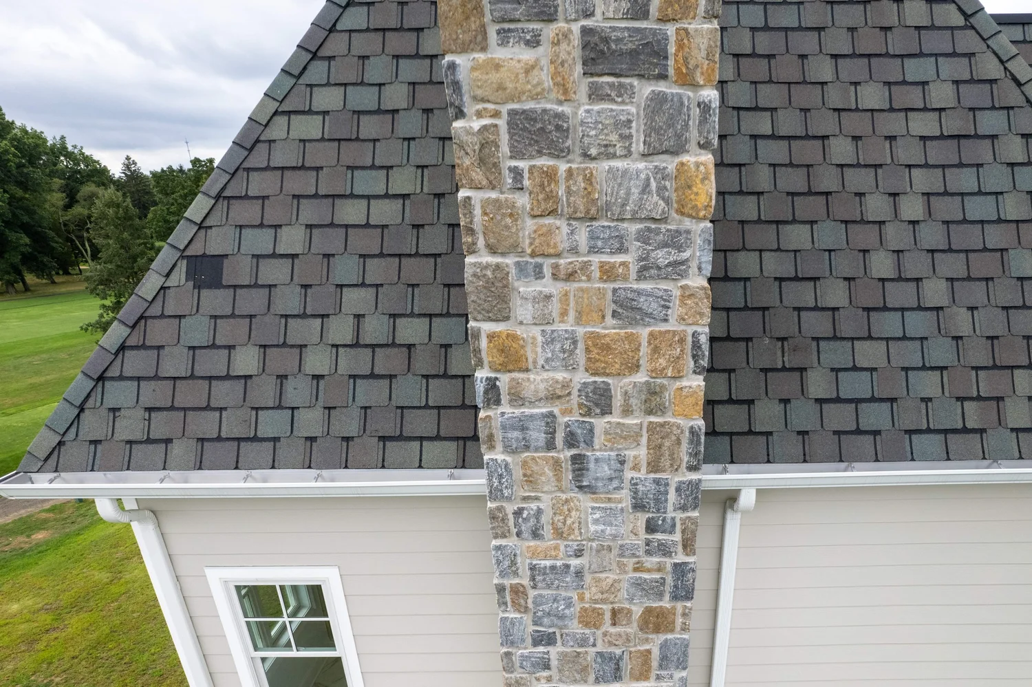 Jamestown Real Thin Stone Veneer Chimney