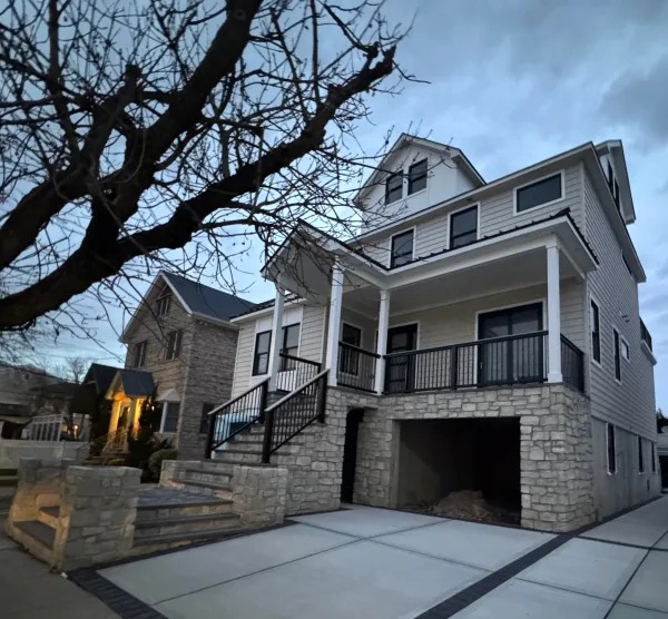 Mont Blanc Real Thin Stone Veneer Exterior Siding Installation