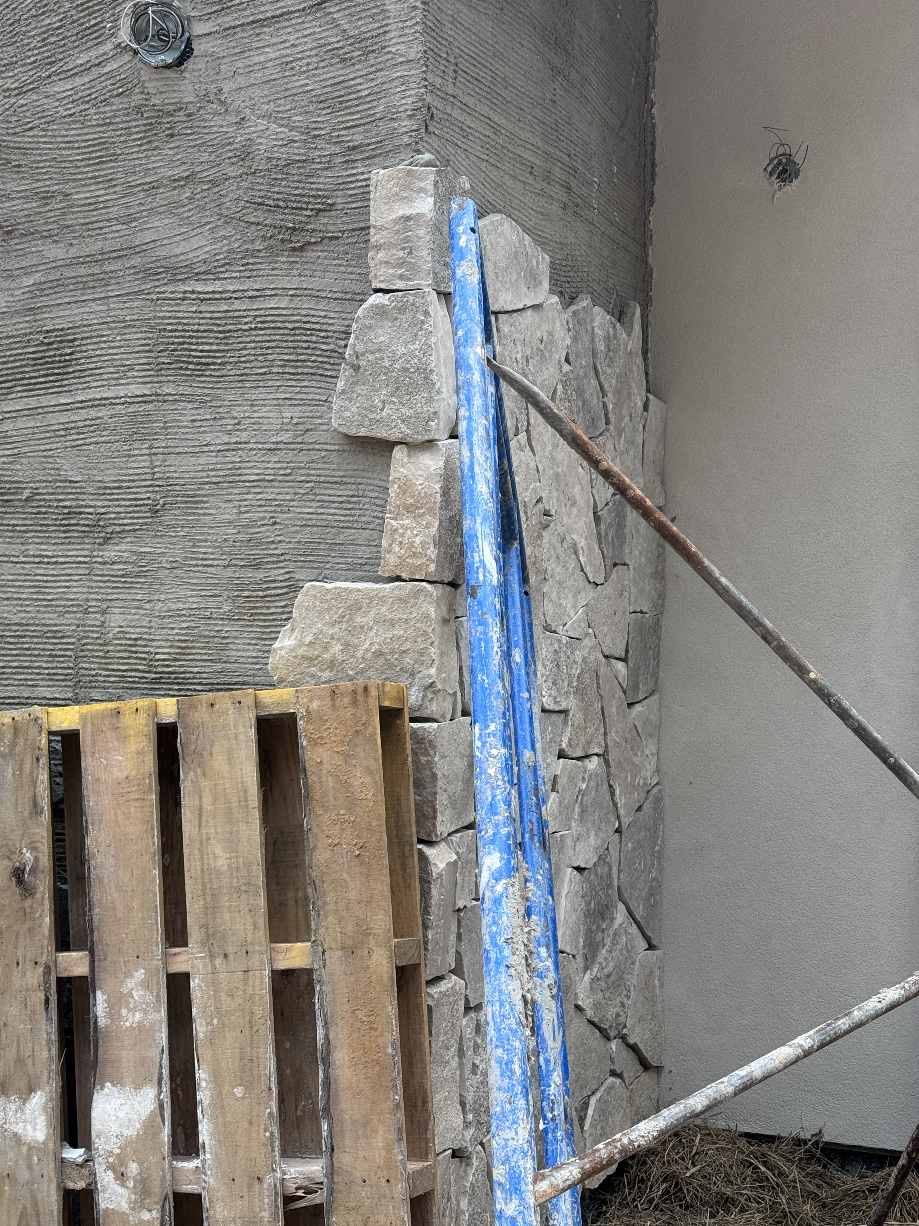 Lewes Natural Stone Veneer Corners Installation