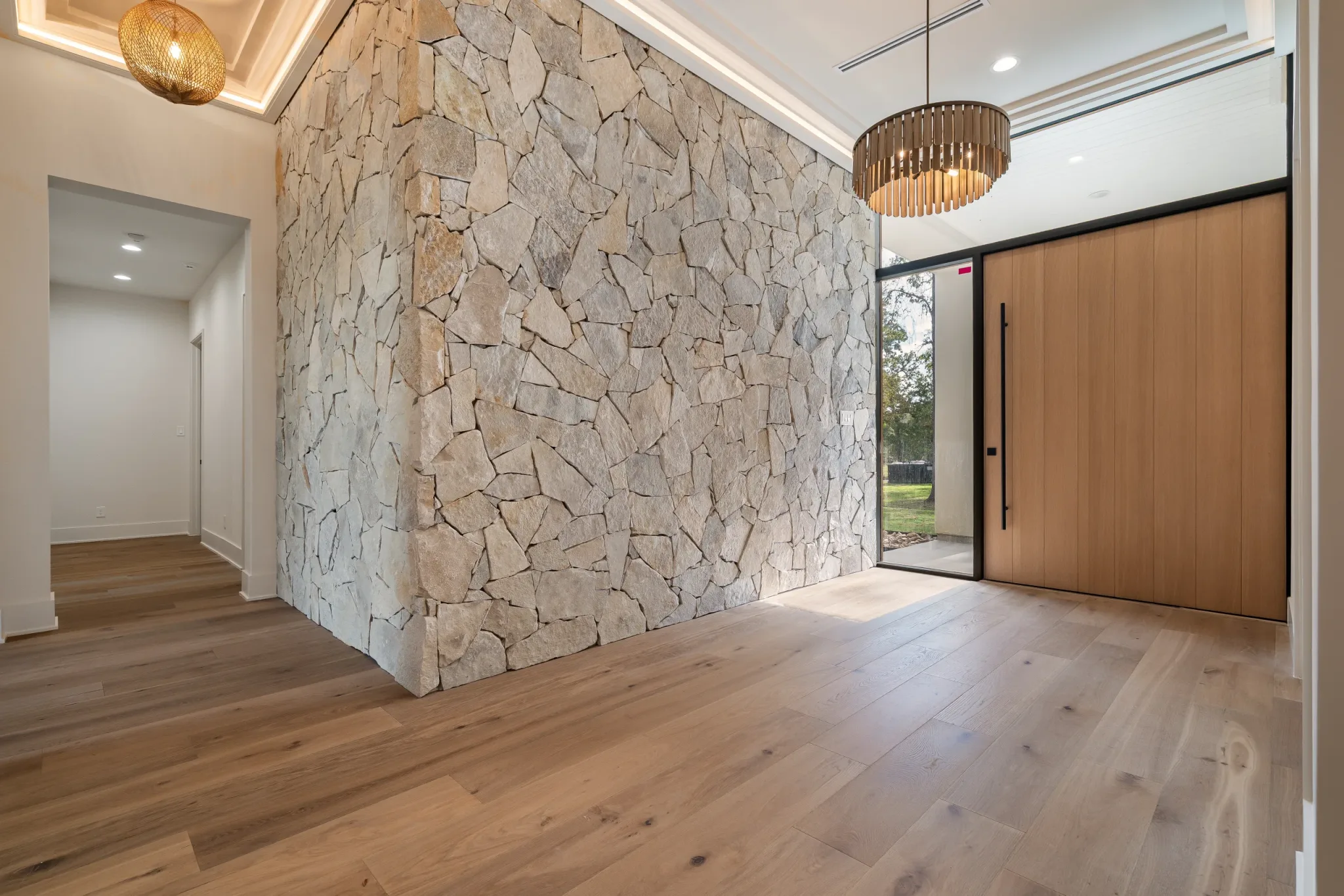 Lewes Natural Thin Stone Veneer Interior Front Entrance