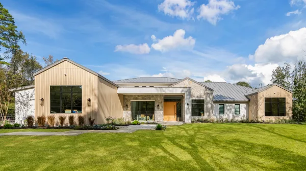 Lewes Real Thin Stone Veneer Ranch Exterior