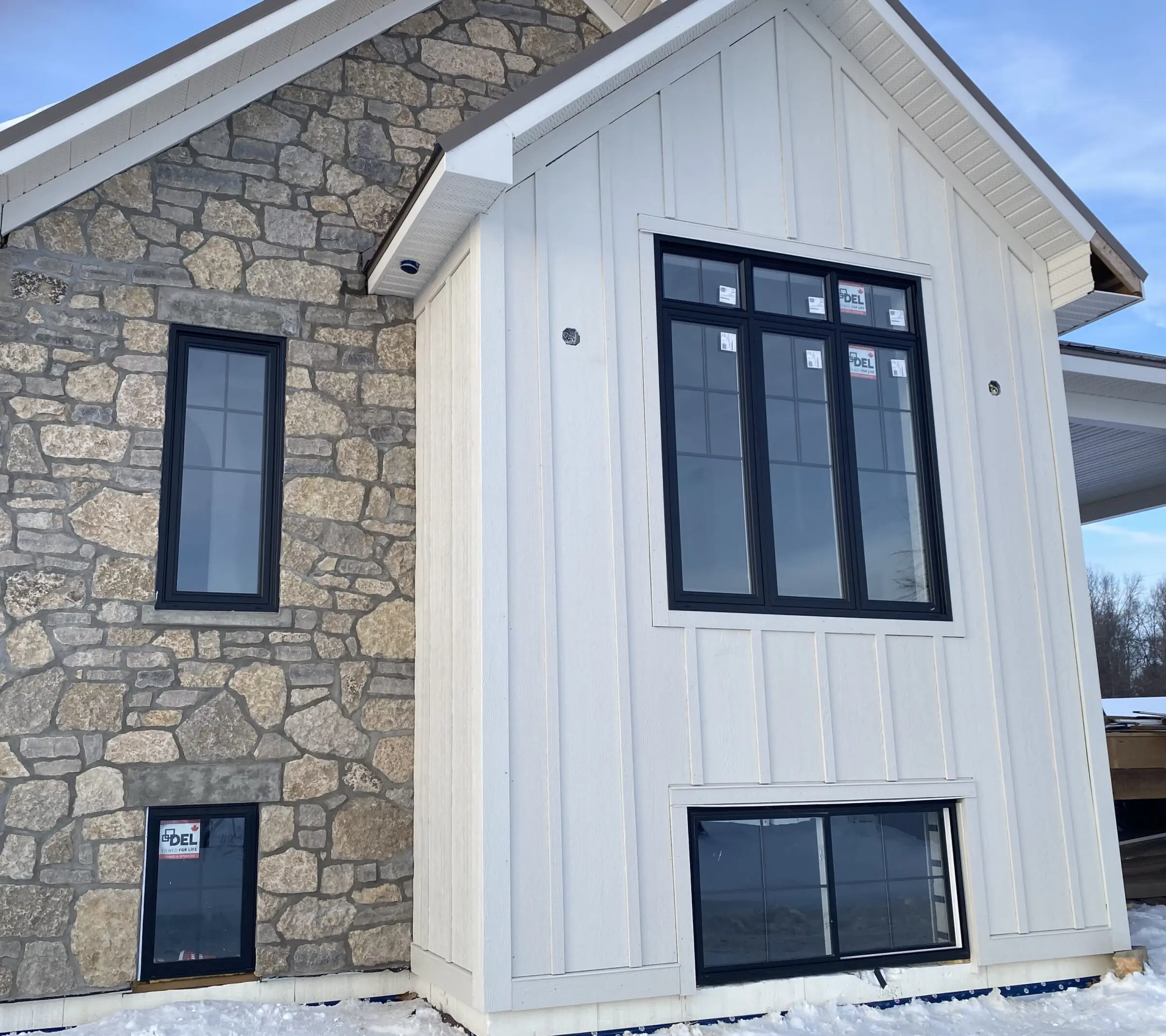 Chateau Real Thin Stone Veneer Exterior