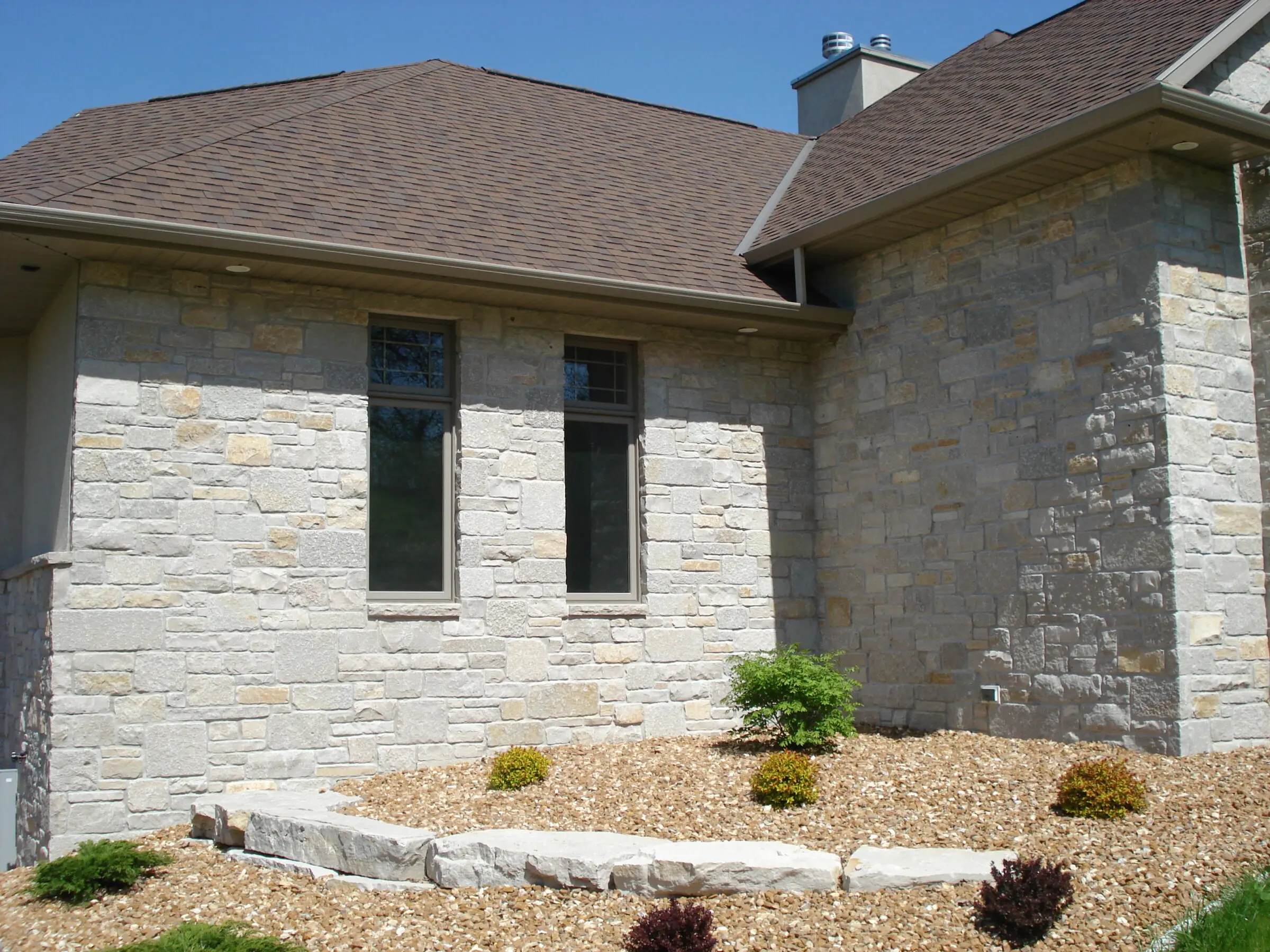 Cotswolds Real Thin Stone Veneer Home Exterior