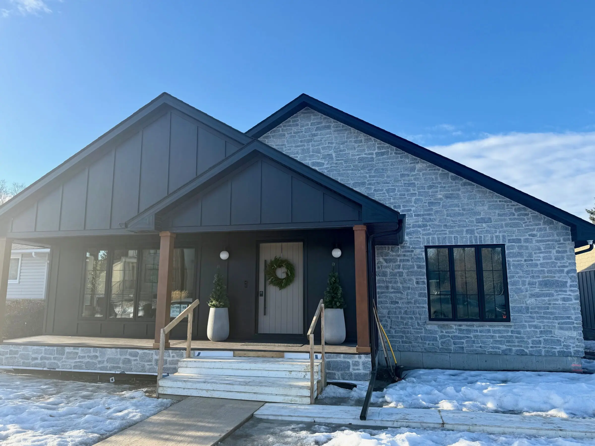Duluth Natural Thin Stone Veneer Exterior